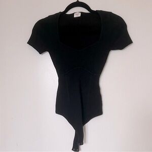 Abercrombie & Fitch Black Ribbed V Neck Bodysuit - size XS